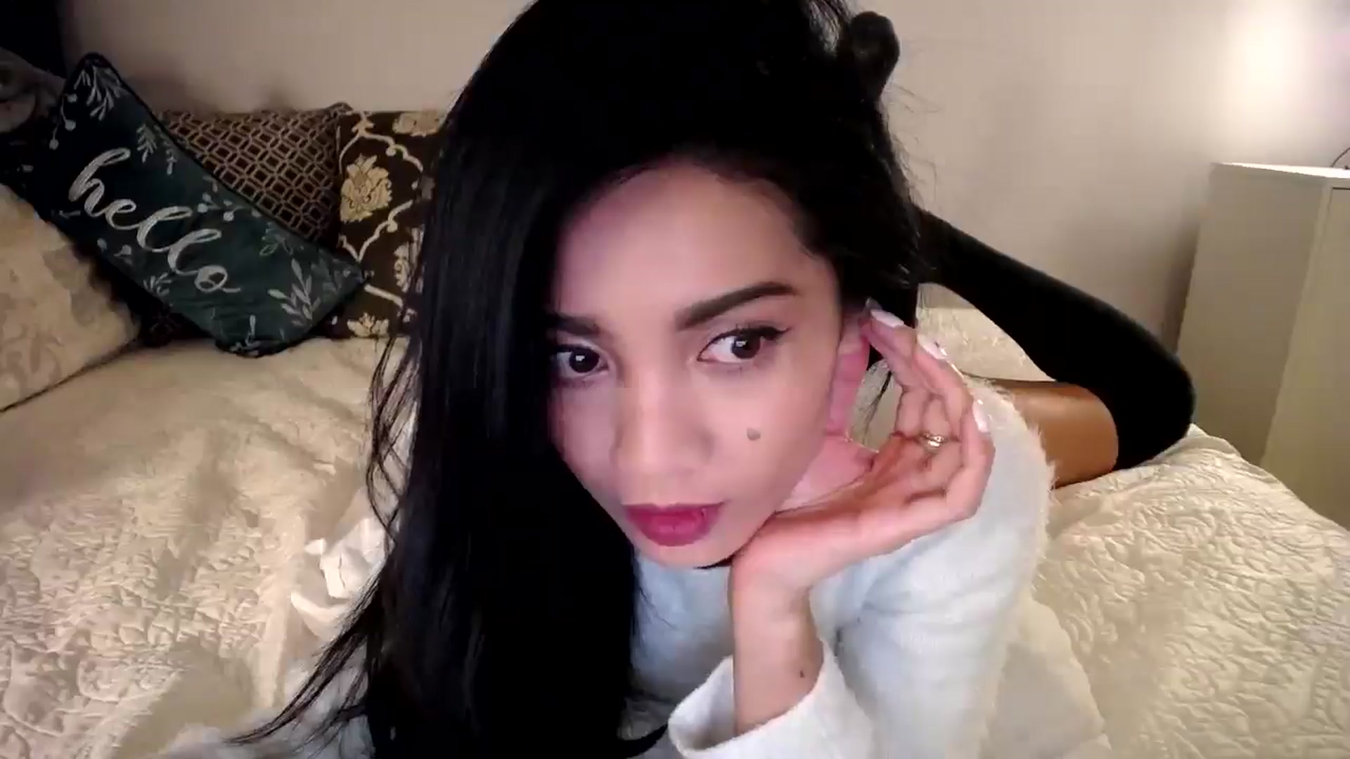 Gallery image thumbnail from AsianLuv_4U's myfreecams stream on, 01/30/2025, 16:31 image 15 of 20