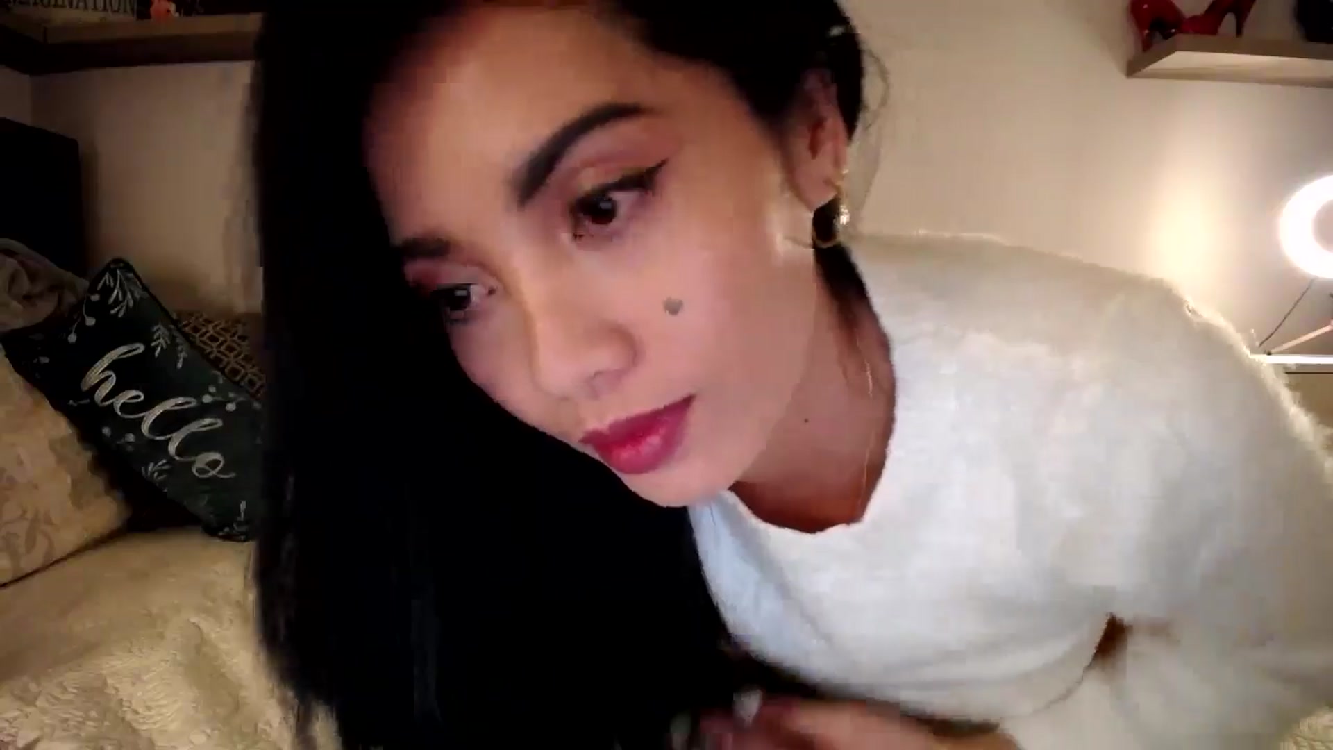 Gallery image thumbnail from AsianLuv_4U's myfreecams stream on, 01/30/2025, 18:00 image 9 of 20