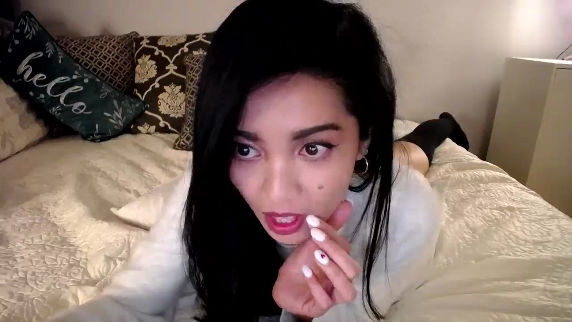 Gallery image thumbnail from AsianLuv_4U's myfreecams stream on, 01/30/2025, 18:43 image 13 of 20