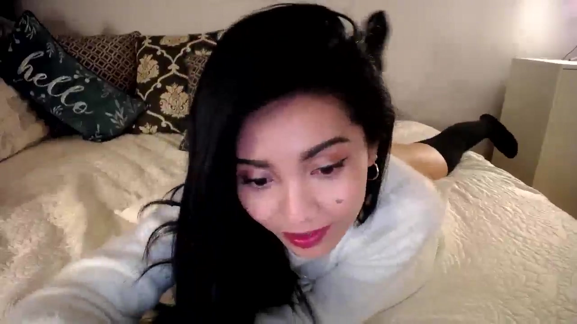 Gallery image thumbnail from AsianLuv_4U's myfreecams stream on, 01/30/2025, 18:43 image 3 of 20