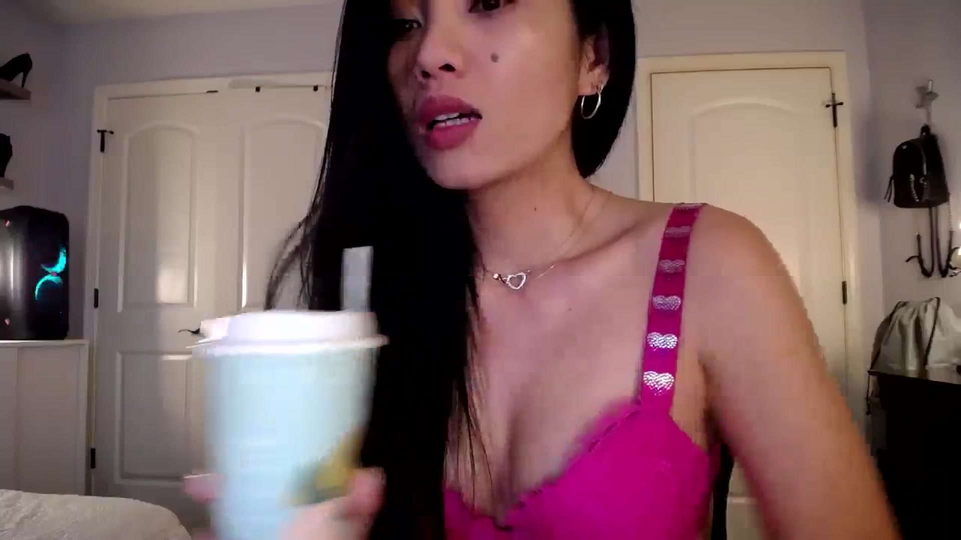 Gallery image thumbnail from AsianLuv_4U's myfreecams stream on, 02/13/2025, 17:55 image 17 of 20