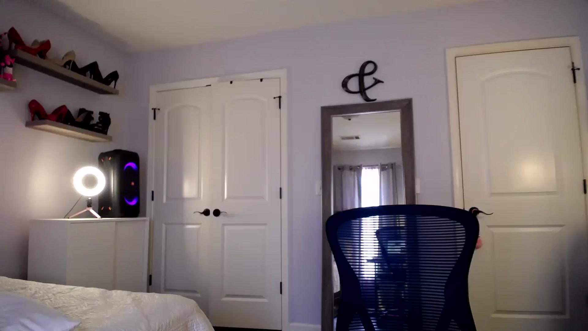 Gallery image thumbnail from AsianLuv_4U's myfreecams stream on, 03/03/2025, 19:28 image 15 of 20