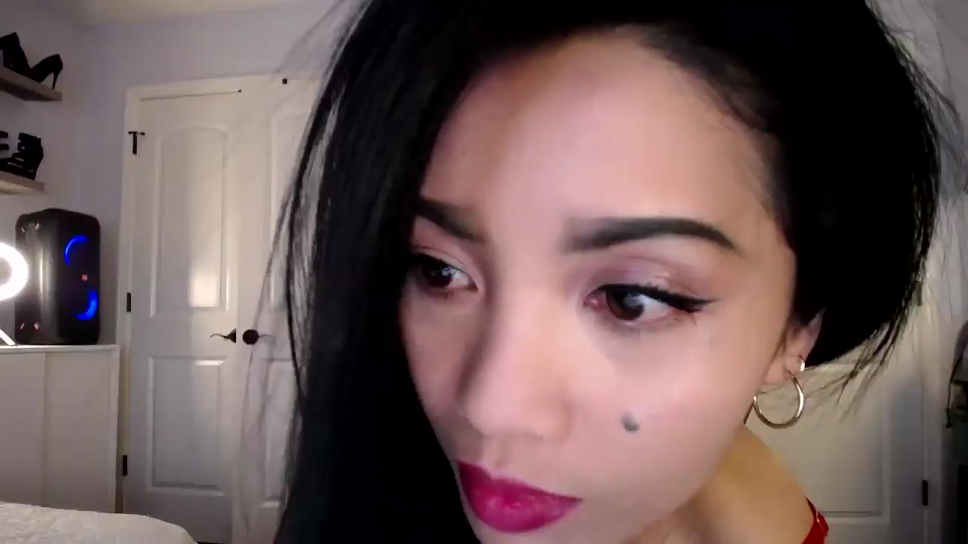Gallery image thumbnail from AsianLuv_4U's myfreecams stream on, 03/11/2025, 18:13 image 1 of 20