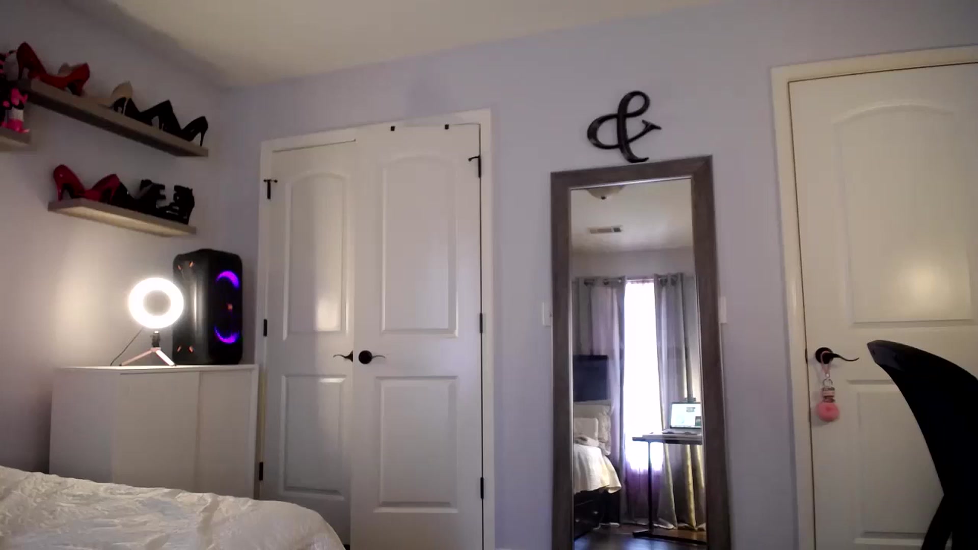 Gallery image thumbnail from AsianLuv_4U's myfreecams stream on, 03/13/2025, 17:50 image 16 of 20