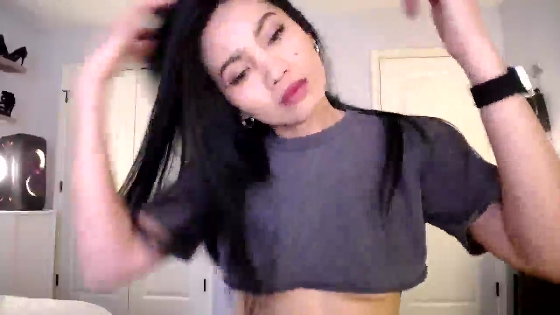 Gallery image thumbnail from AsianLuv_4U's myfreecams stream on, 03/27/2025, 17:10 image 8 of 20
