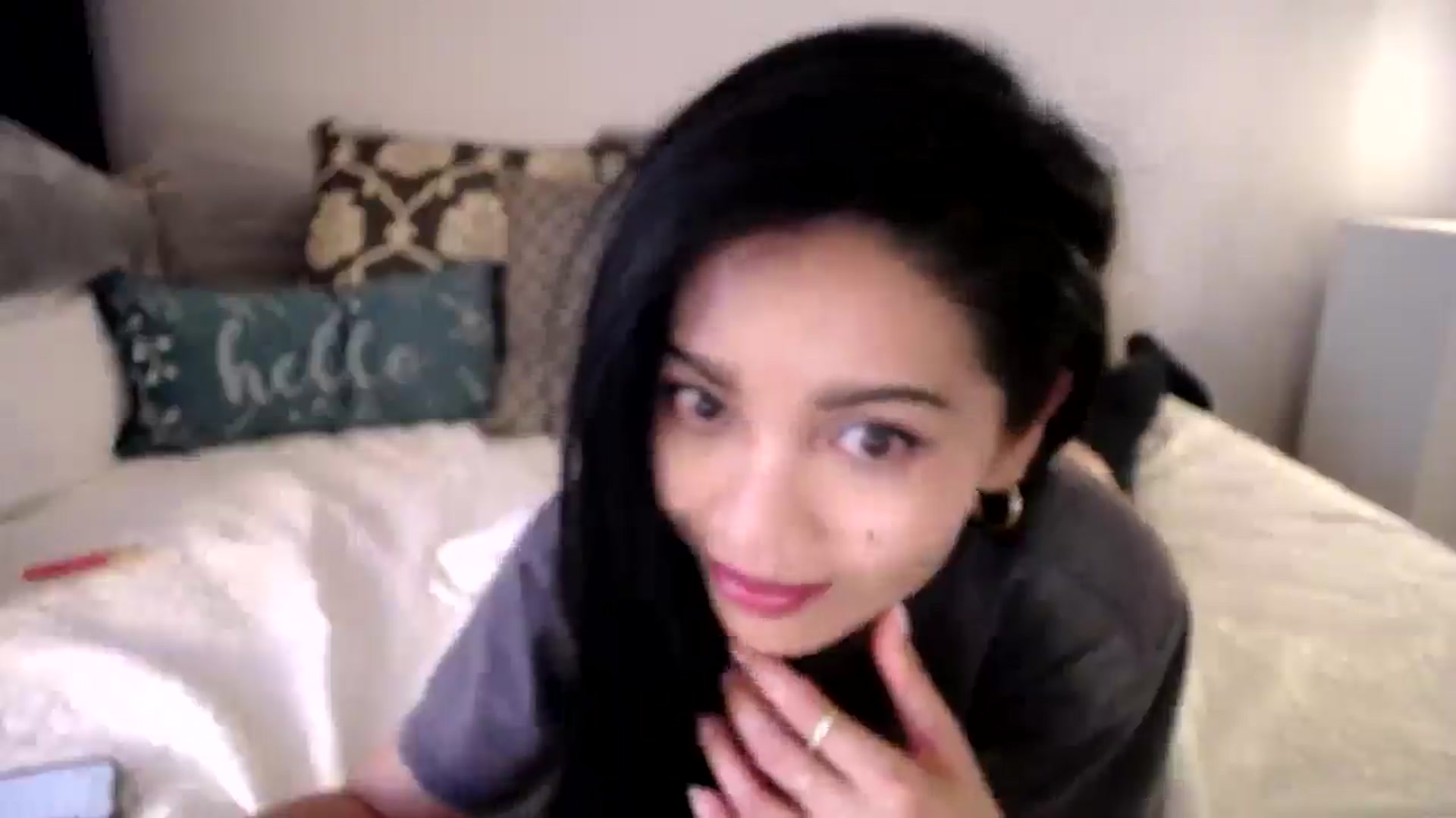 Gallery image thumbnail from AsianLuv_4U's myfreecams stream on, 03/27/2025, 18:10 image 4 of 20