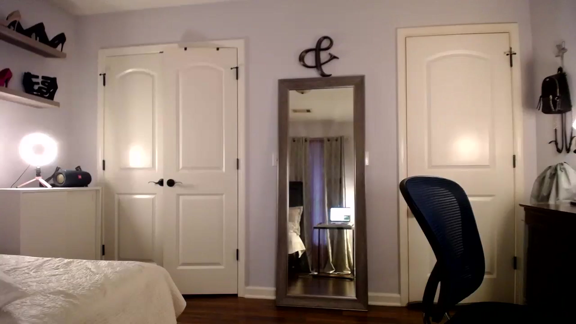 Gallery image thumbnail from AsianLuv_4U's myfreecams stream on, 06/09/2025, 15:02 image 9 of 20