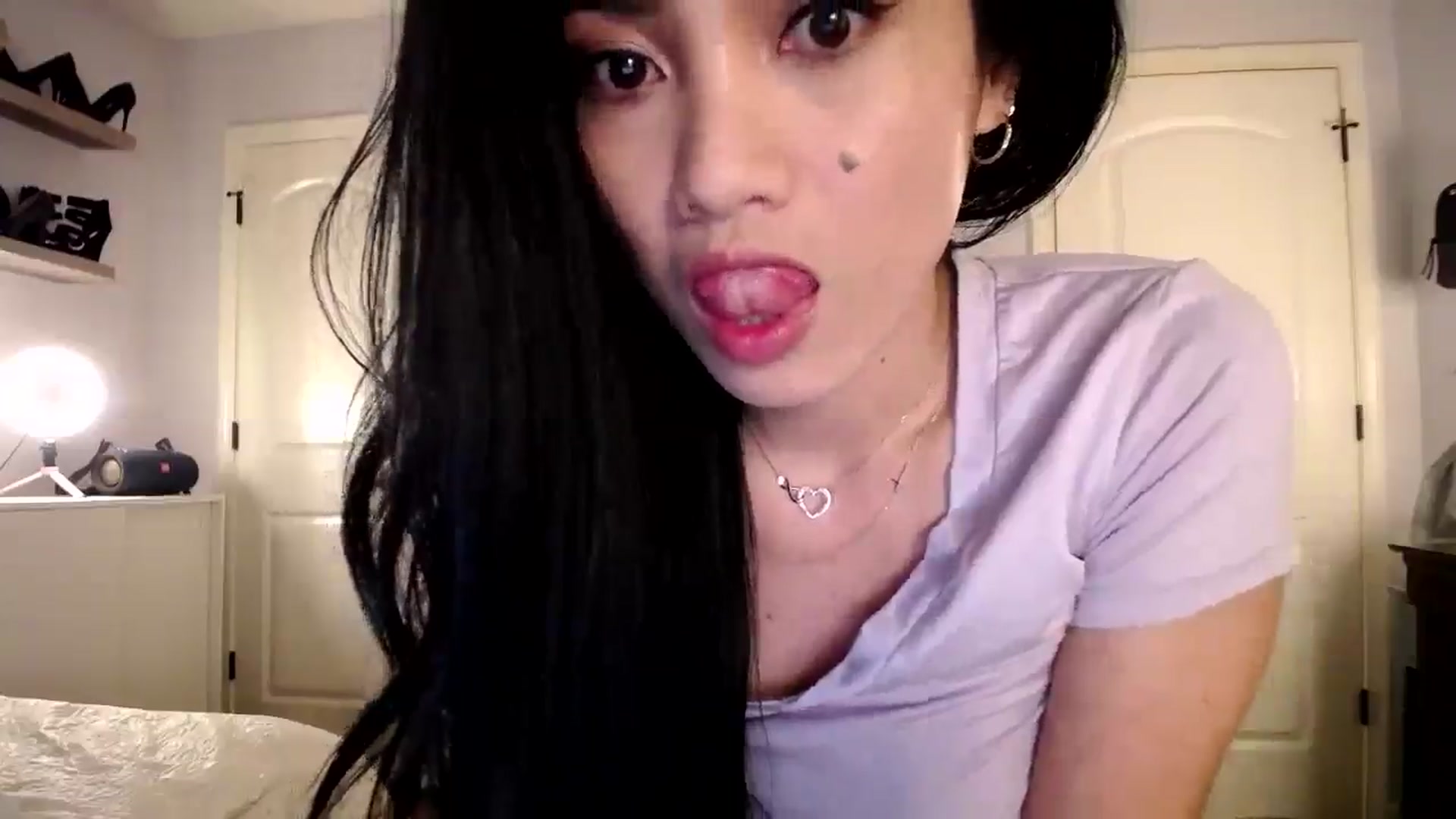 Gallery image thumbnail from AsianLuv_4U's myfreecams stream on, 06/14/2025, 16:43 image 12 of 20