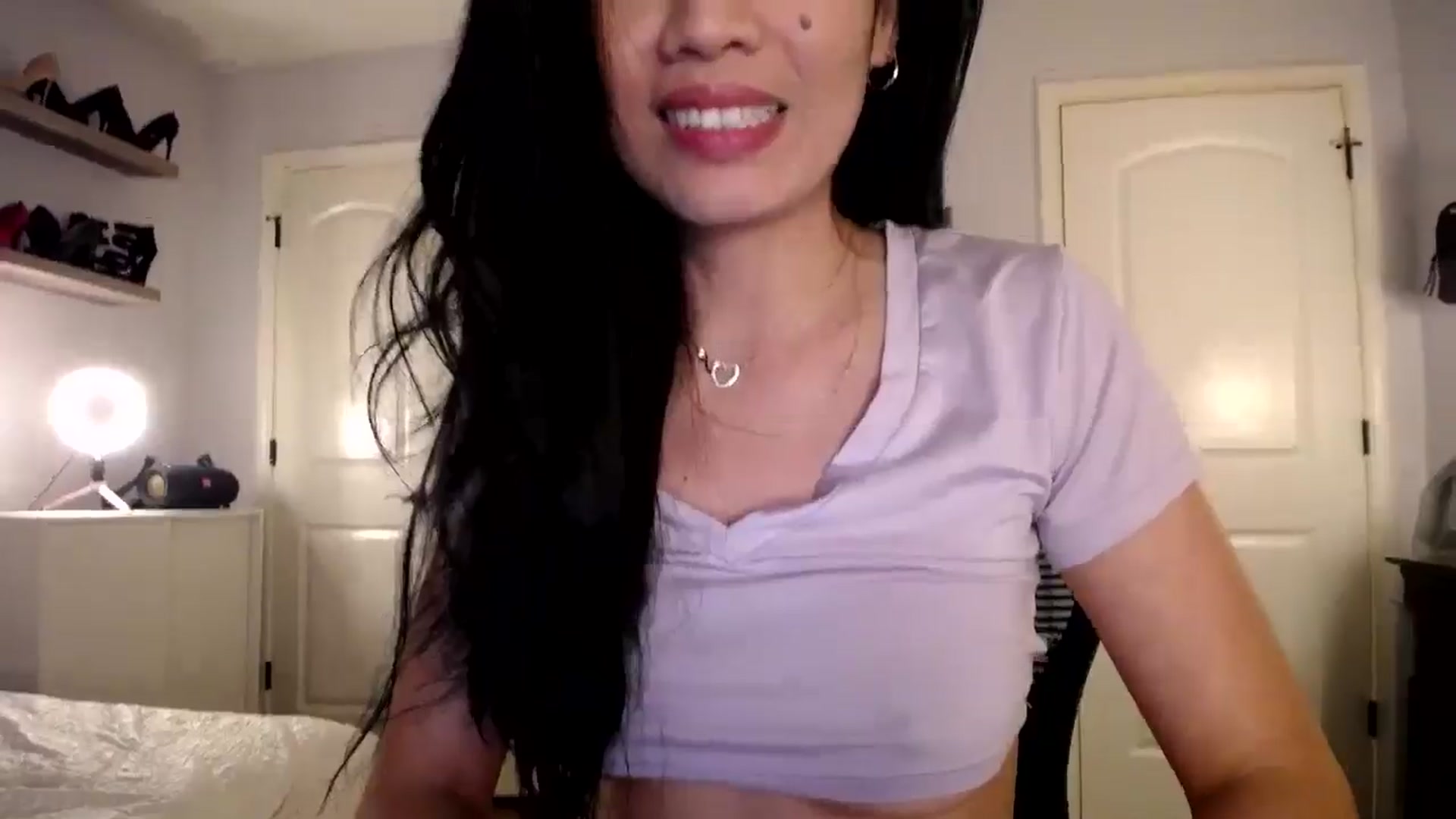Gallery image thumbnail from AsianLuv_4U's myfreecams stream on, 06/14/2025, 16:43 image 16 of 20