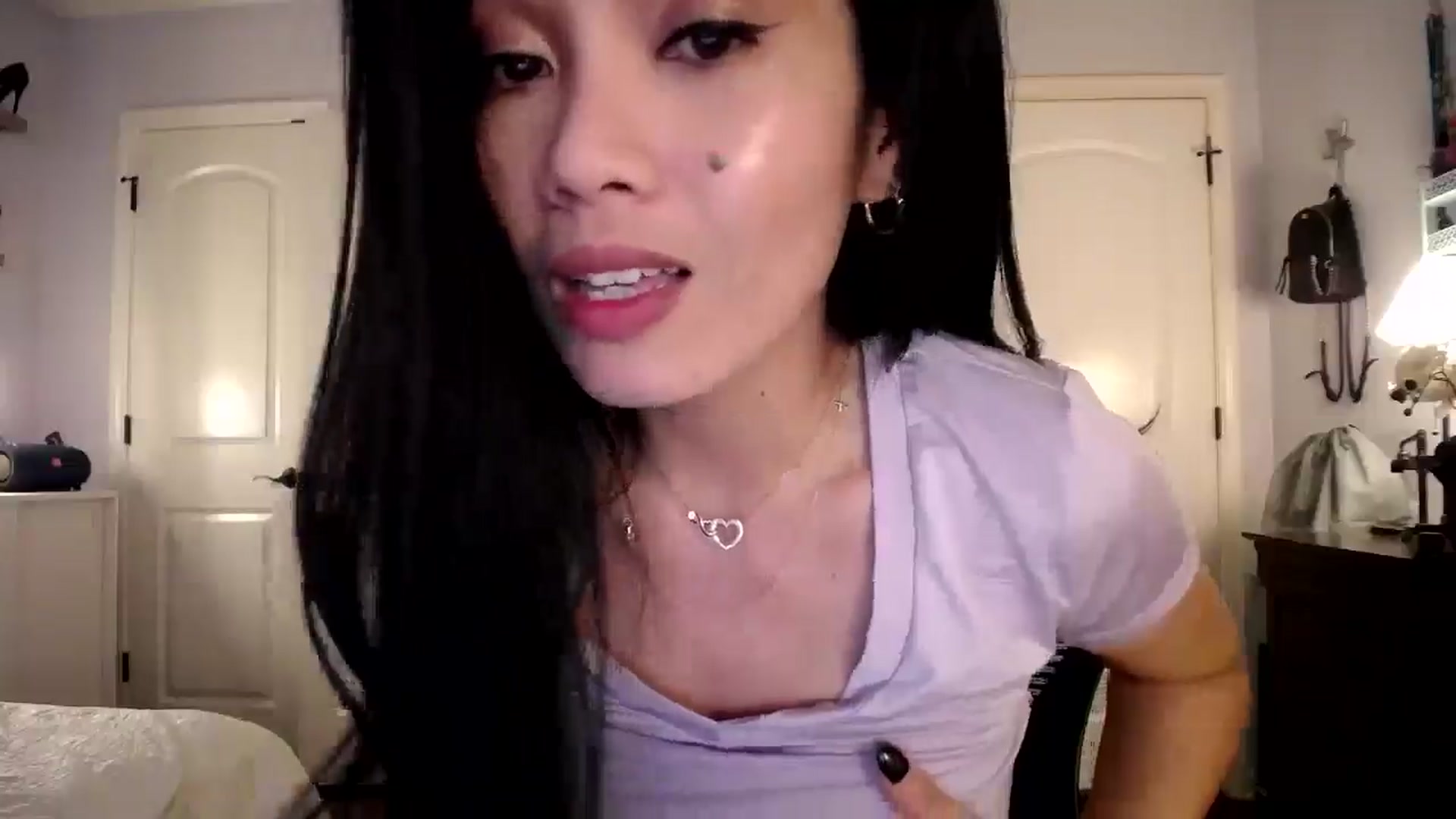 Gallery image thumbnail from AsianLuv_4U's myfreecams stream on, 06/14/2025, 17:58 image 10 of 20