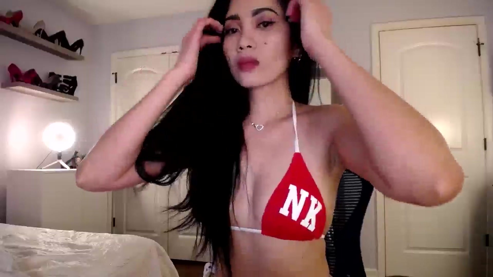 Gallery image thumbnail from AsianLuv_4U's myfreecams stream on, 06/19/2025, 17:23 image 13 of 20