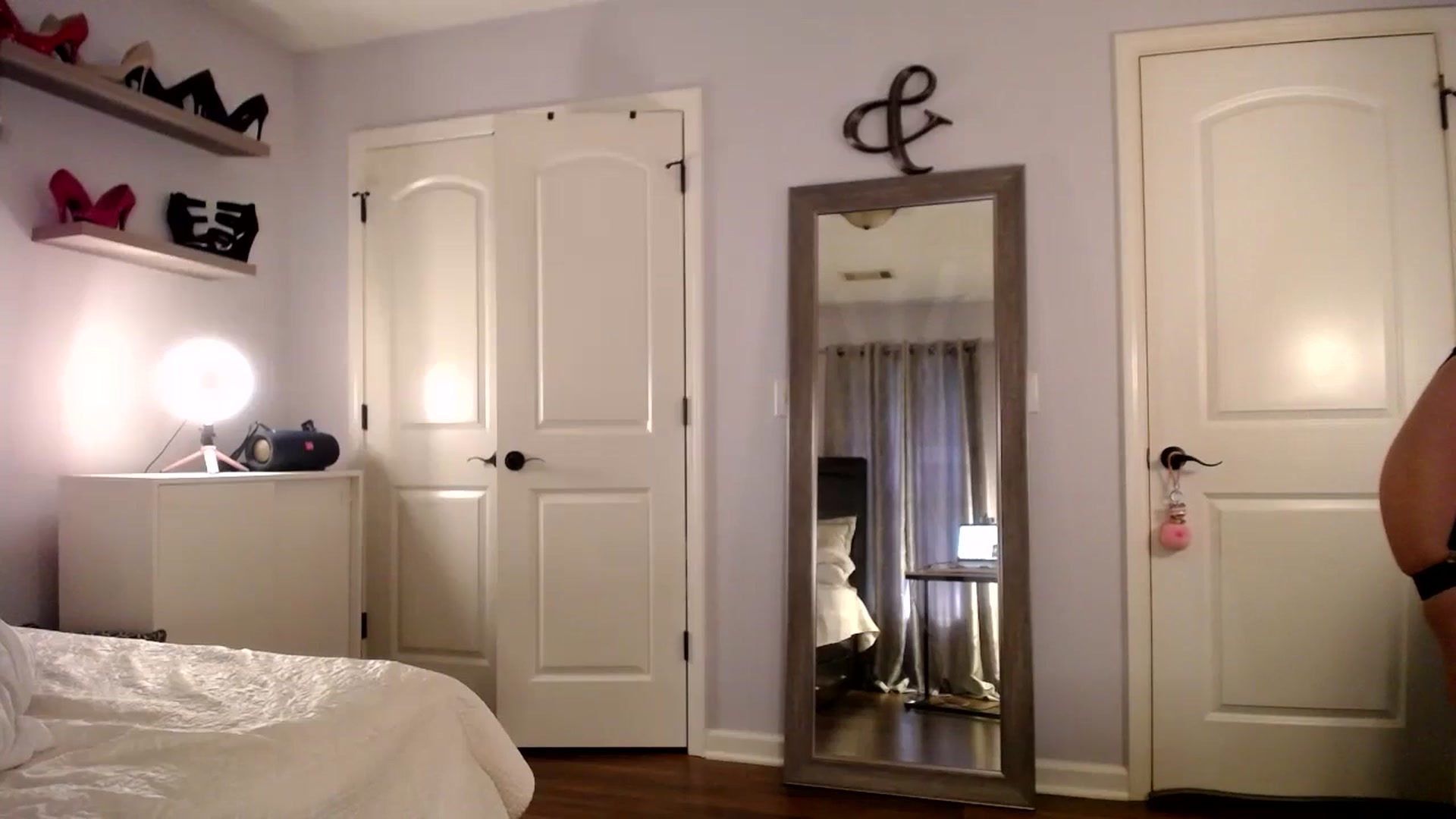 Gallery image thumbnail from AsianLuv_4U's myfreecams stream on, 07/23/2025, 22:50 image 13 of 20