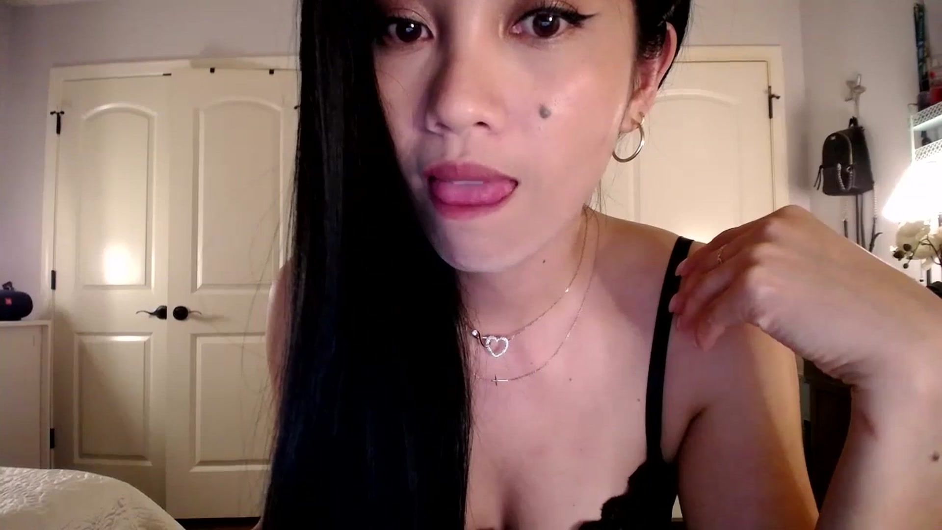 Gallery image thumbnail from AsianLuv_4U's myfreecams stream on, 07/23/2025, 23:49 image 20 of 20
