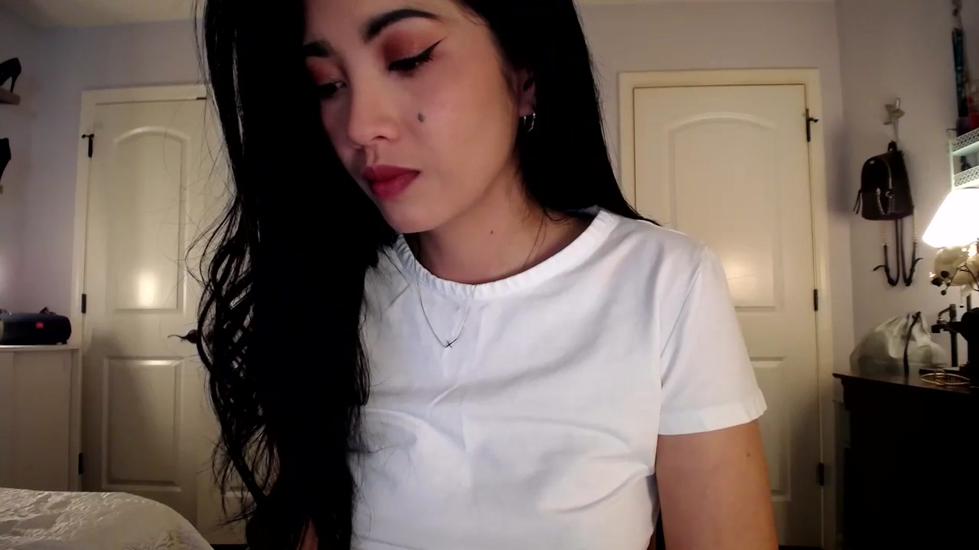 Gallery image thumbnail from AsianLuv_4U's myfreecams stream on, 08/07/2025, 14:53 image 17 of 20