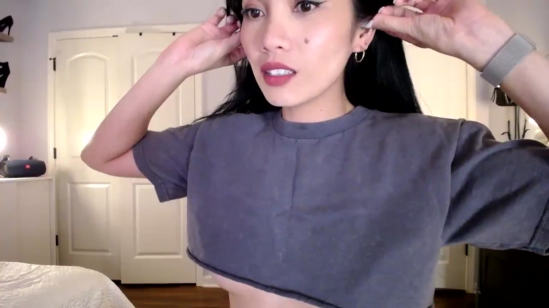 Gallery image thumbnail from AsianLuv_4U's myfreecams stream on, 08/11/2025, 17:06 image 12 of 20