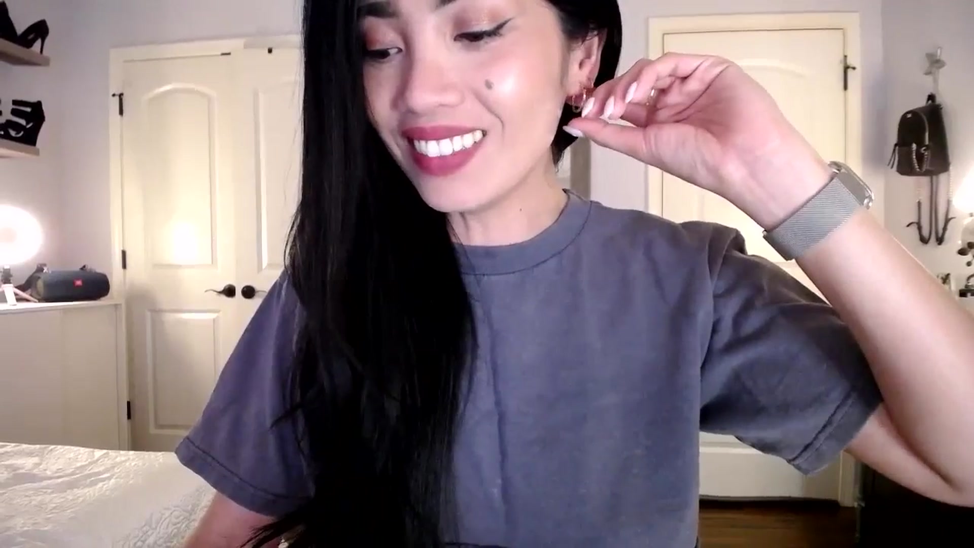 Gallery image thumbnail from AsianLuv_4U's myfreecams stream on, 08/11/2025, 17:06 image 20 of 20