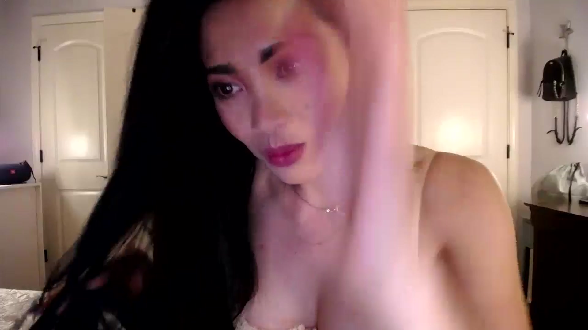 Gallery image thumbnail from AsianLuv_4U's myfreecams stream on, 08/27/2025, 24:29 image 19 of 20