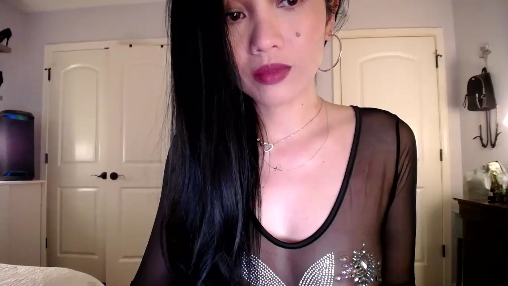 Gallery image thumbnail from AsianLuv_4U's myfreecams stream on, 09/22/2025, 15:27 image 8 of 20