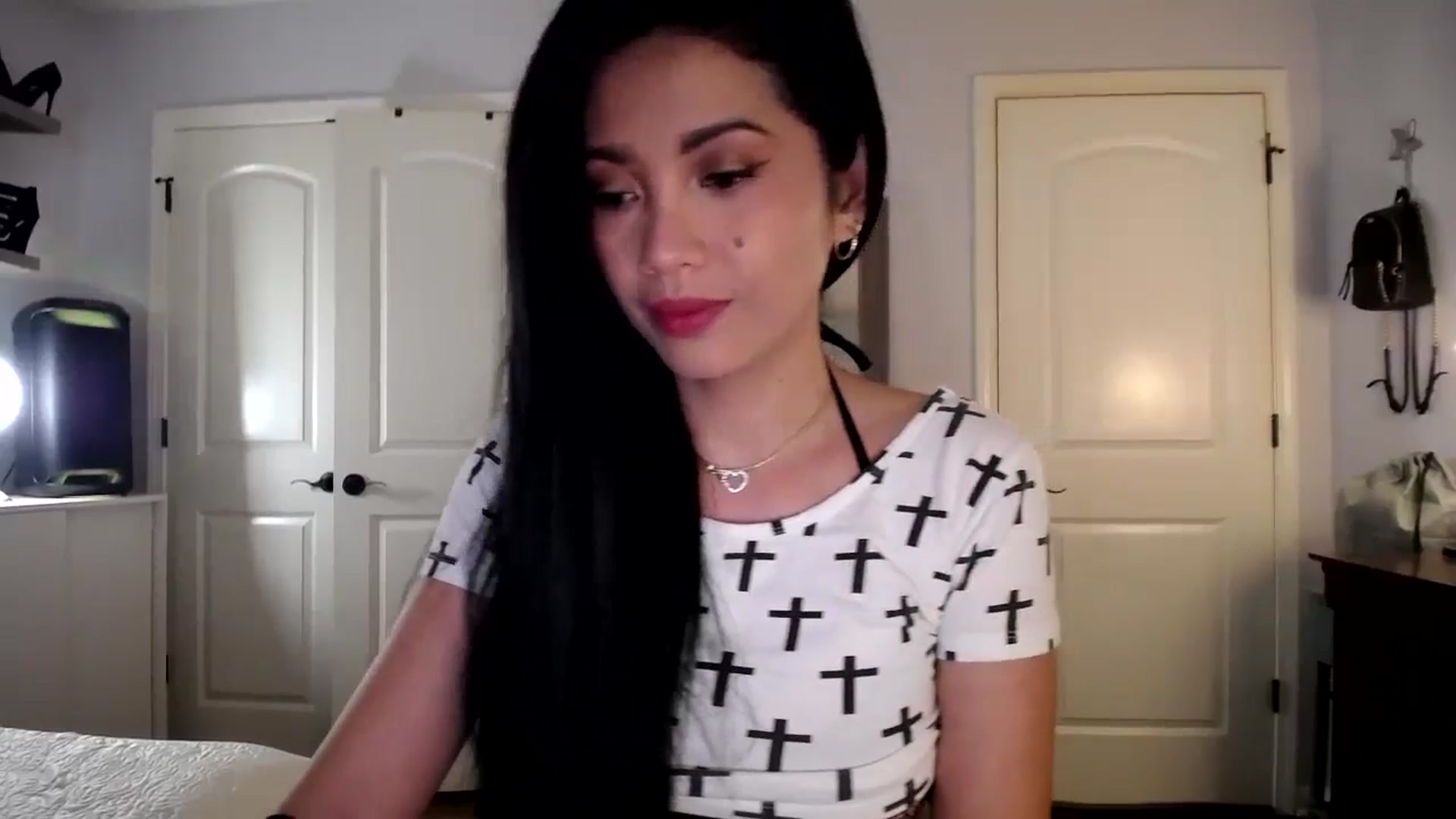 Gallery image thumbnail from AsianLuv_4U's myfreecams stream on, 10/02/2025, 14:50 image 15 of 20