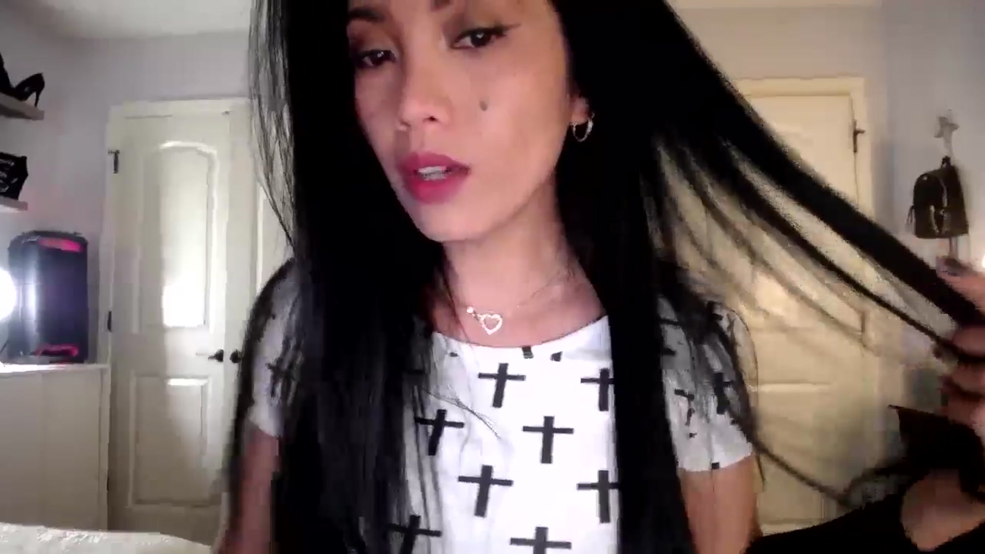 Gallery image thumbnail from AsianLuv_4U's myfreecams stream on, 10/02/2025, 14:50 image 14 of 20