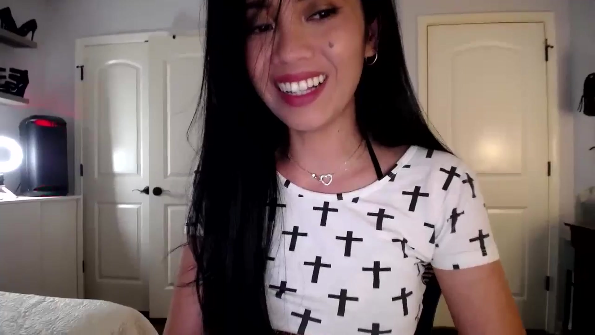 Gallery image thumbnail from AsianLuv_4U's myfreecams stream on, 10/02/2025, 16:02 image 11 of 20