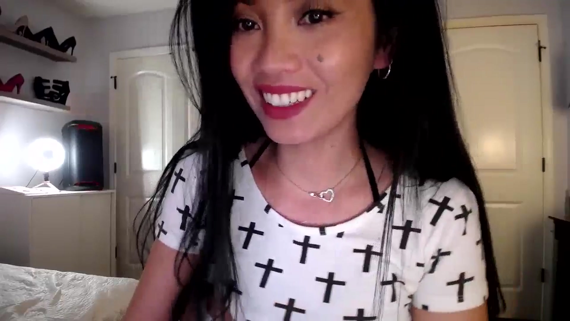 Gallery image thumbnail from AsianLuv_4U's myfreecams stream on, 10/02/2025, 16:58 image 18 of 20