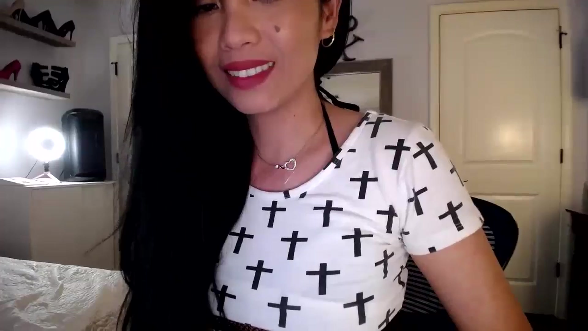 Gallery image thumbnail from AsianLuv_4U's myfreecams stream on, 10/02/2025, 16:58 image 6 of 20