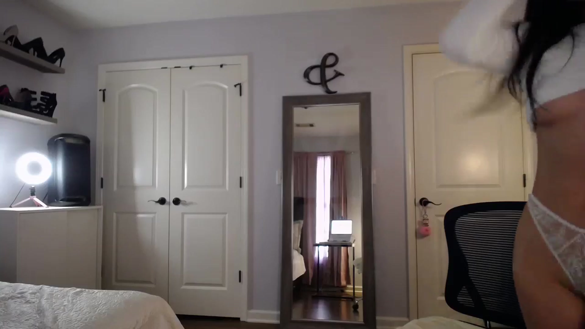 Gallery image thumbnail from AsianLuv_4U's myfreecams stream on, 11/03/2025, 15:50 image 16 of 20
