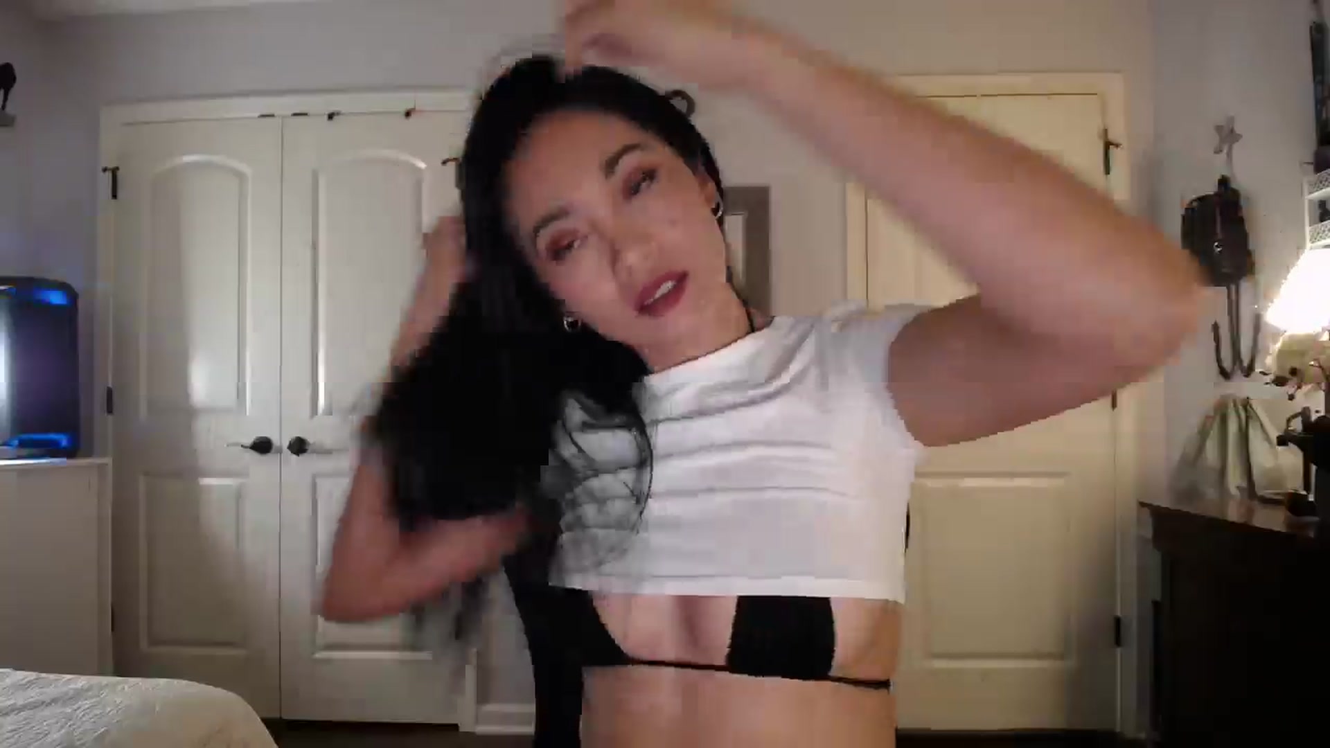 Gallery image thumbnail from AsianLuv_4U's myfreecams stream on, 11/07/2025, 22:50 image 2 of 20