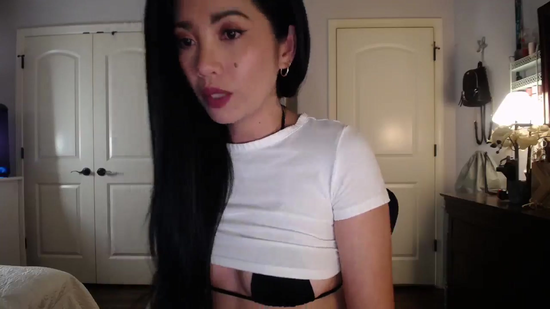 Gallery image thumbnail from AsianLuv_4U's myfreecams stream on, 11/07/2025, 23:17 image 10 of 20