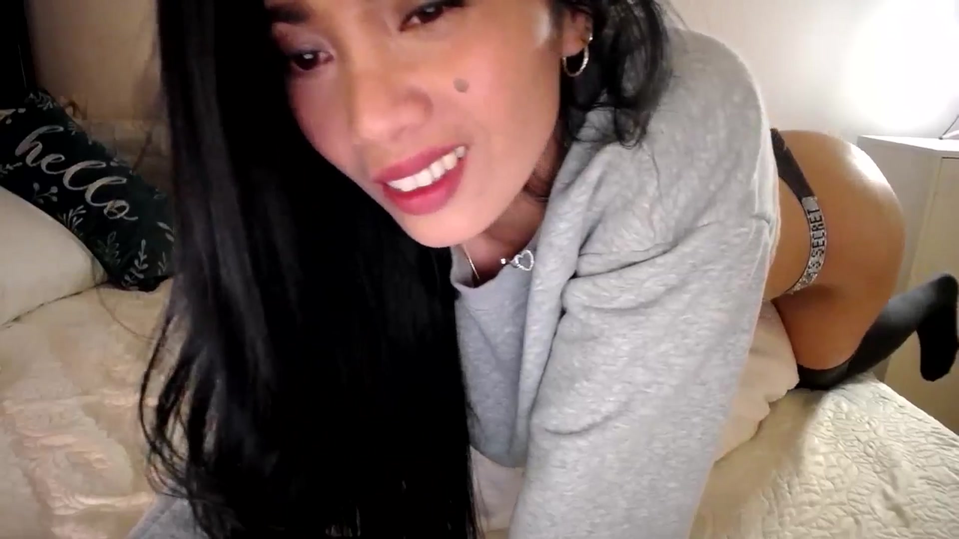 Gallery image thumbnail from AsianLuv_4U's myfreecams stream on, 11/13/2025, 15:50 image 20 of 20