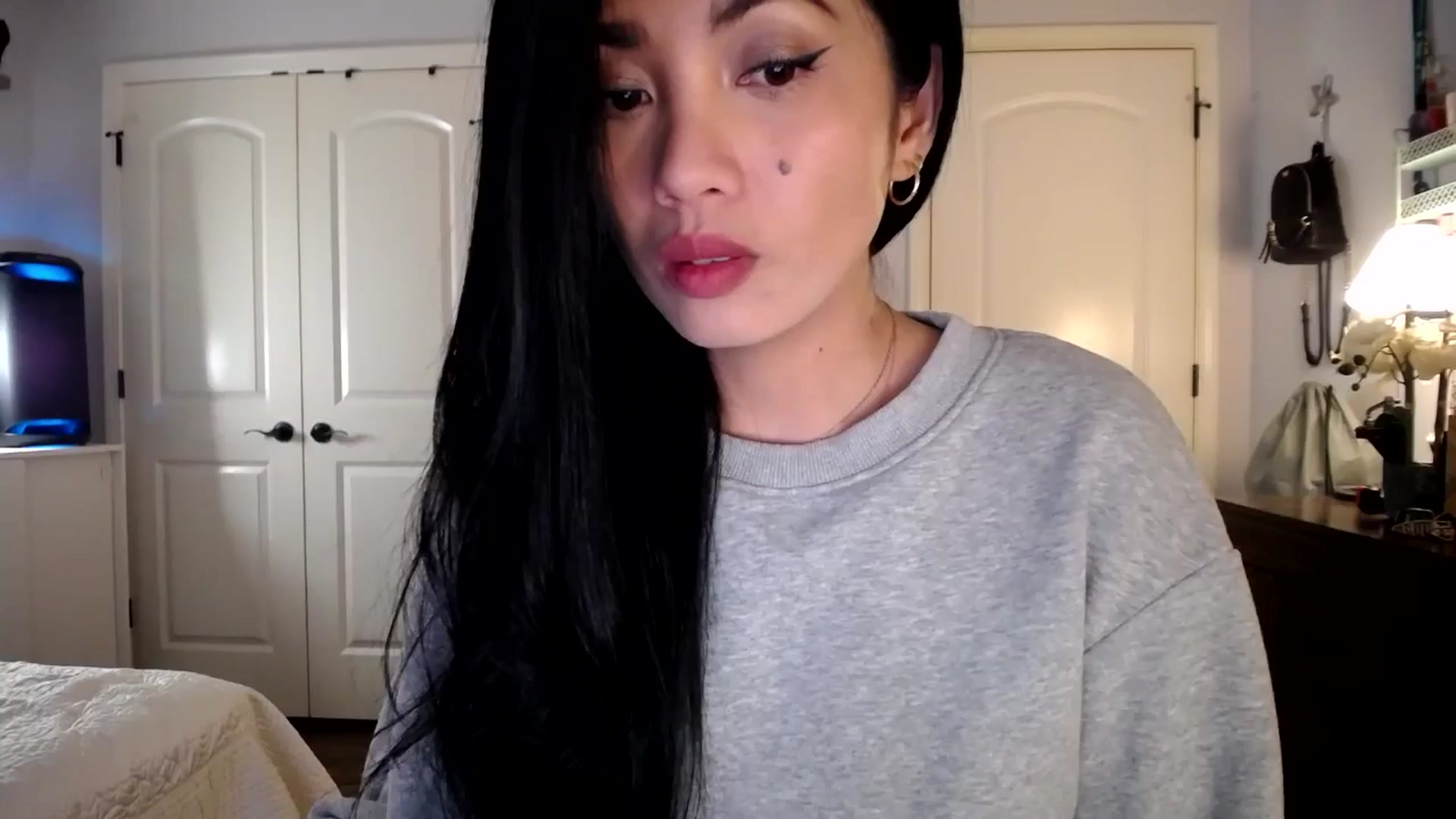 Gallery image thumbnail from AsianLuv_4U's myfreecams stream on, 11/13/2025, 16:49 image 1 of 20