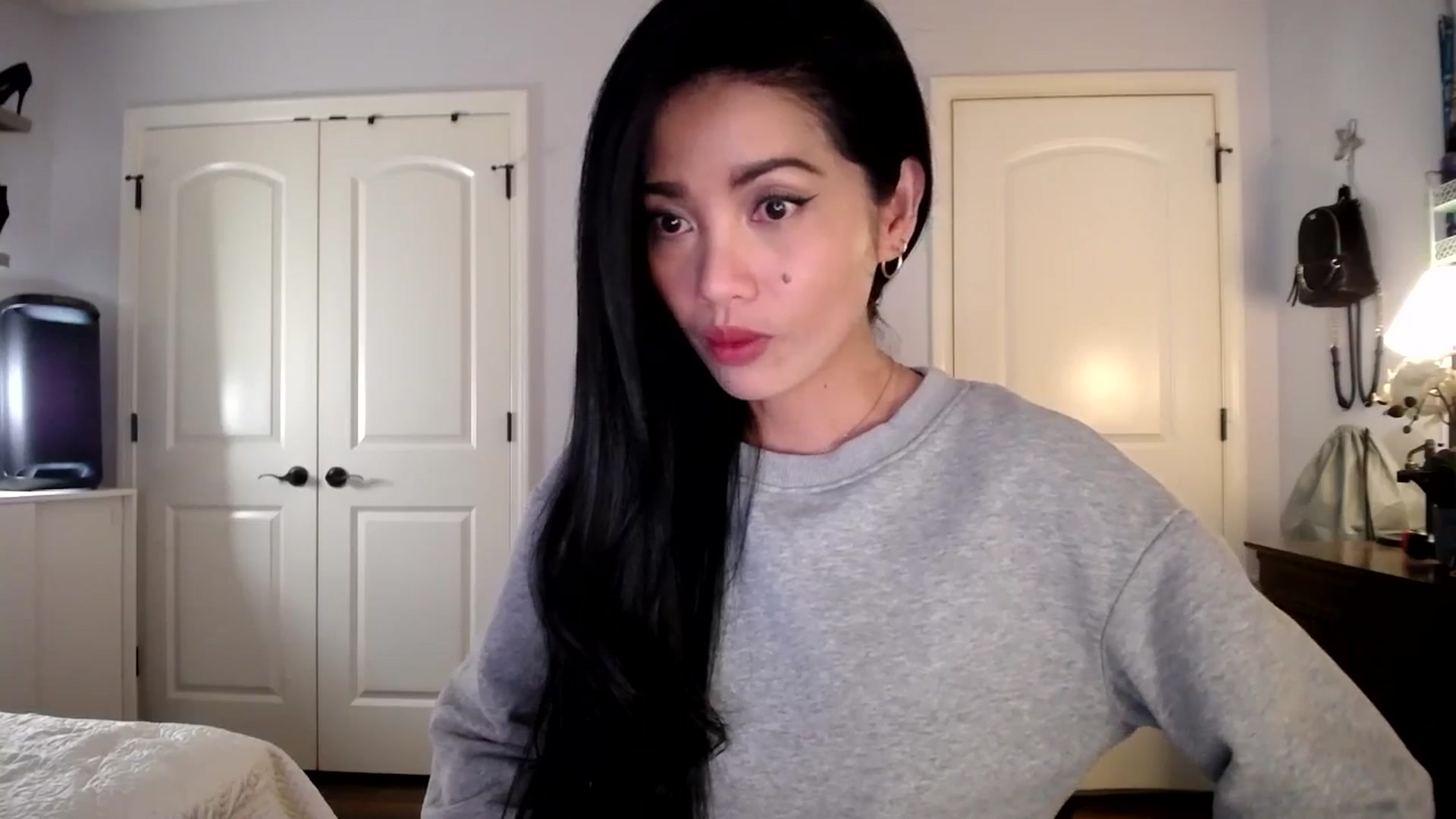 Gallery image thumbnail from AsianLuv_4U's myfreecams stream on, 11/13/2025, 16:49 image 13 of 20