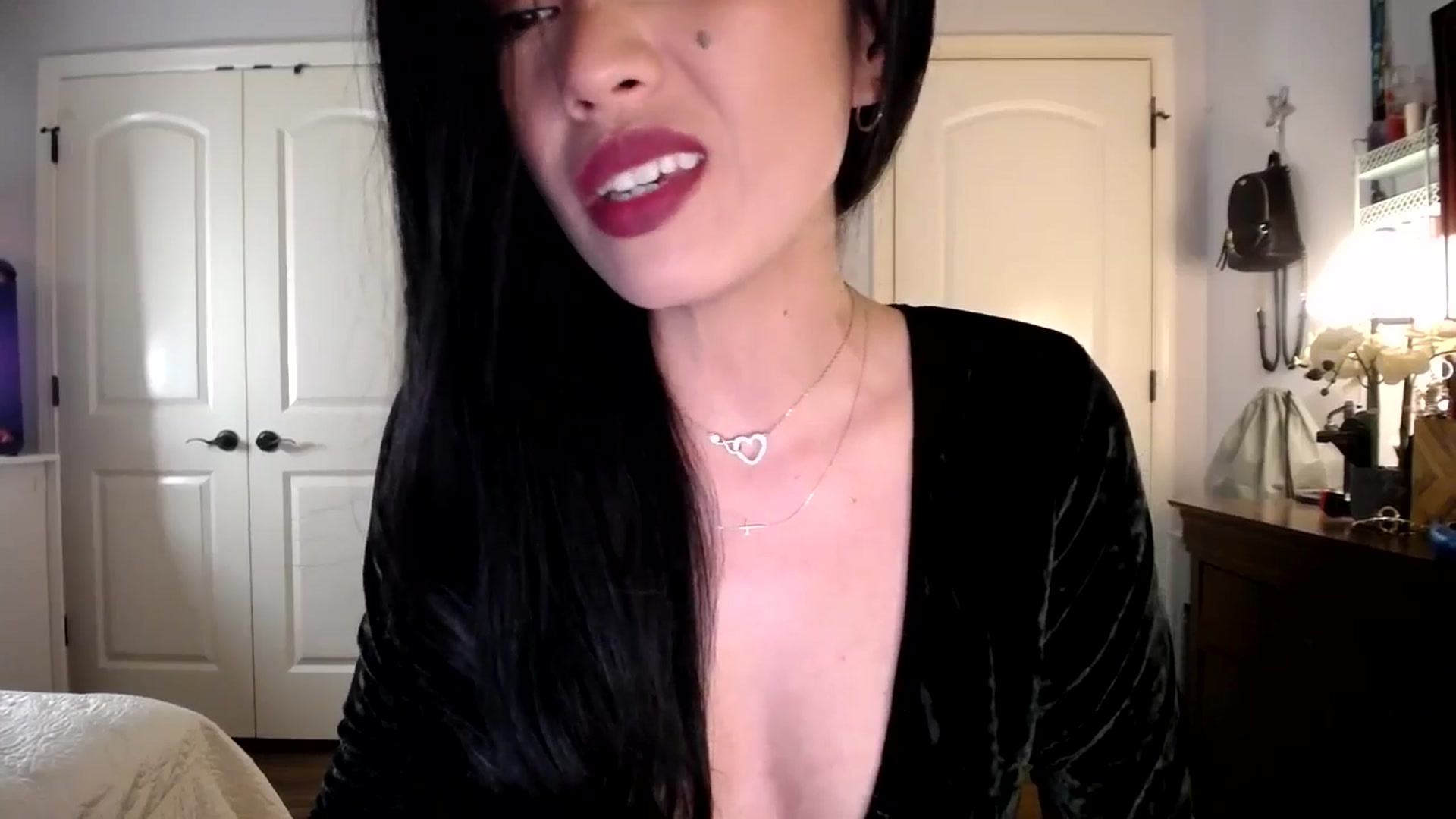 Gallery image thumbnail from AsianLuv_4U's myfreecams stream on, 11/20/2025, 18:36 image 12 of 20