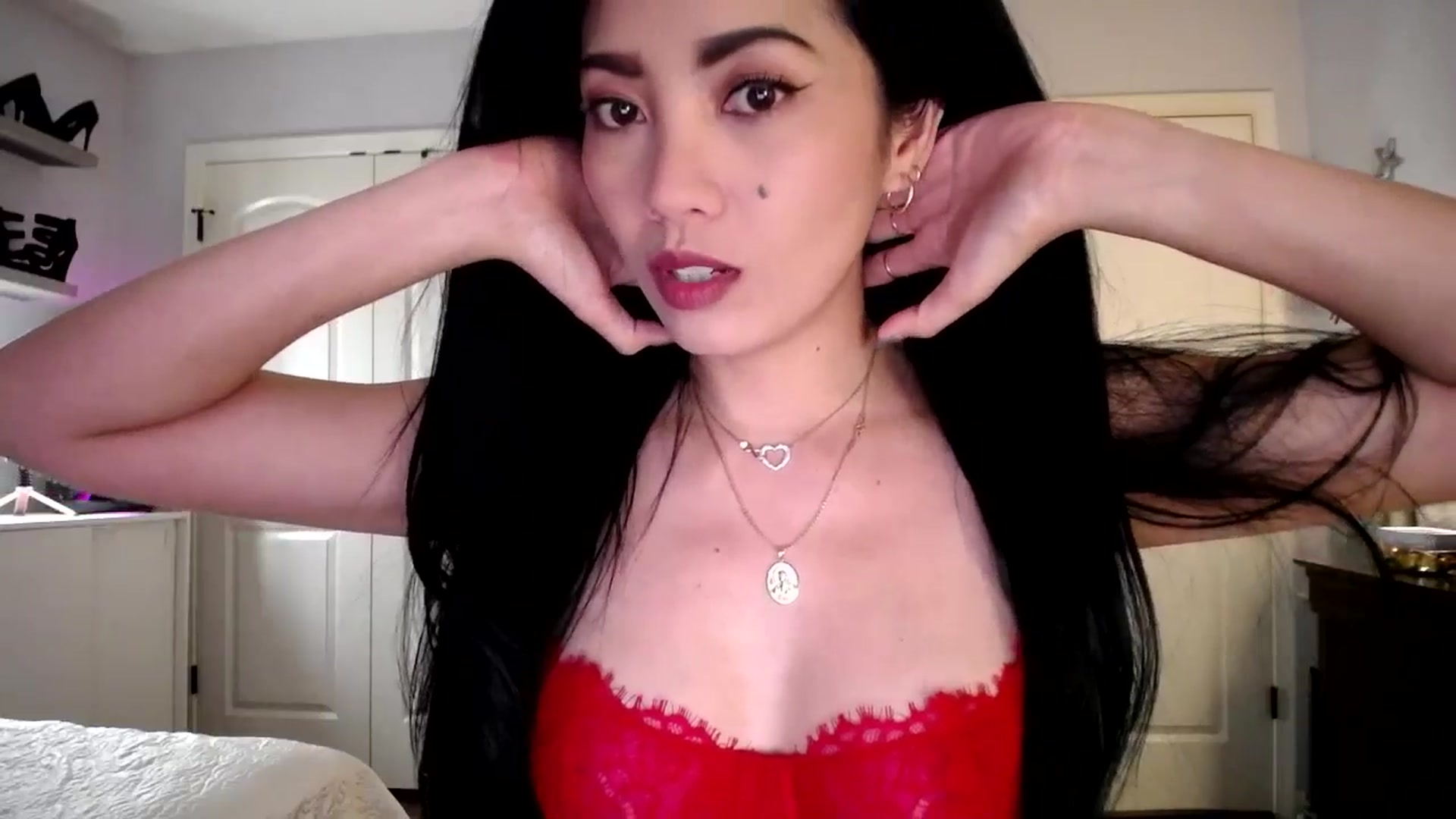 Gallery image thumbnail from AsianLuv_4U's myfreecams stream on, 12/22/2025, 17:03 image 18 of 20