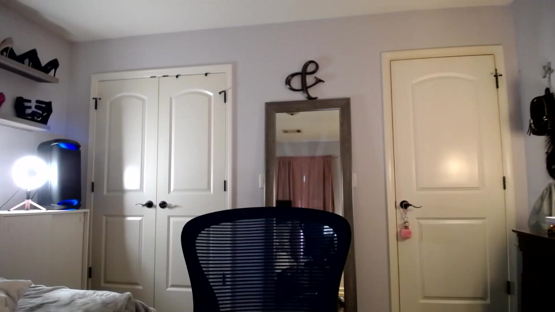 Gallery image thumbnail from AsianLuv_4U's myfreecams stream on, 01/08/2026, 18:48 image 8 of 20