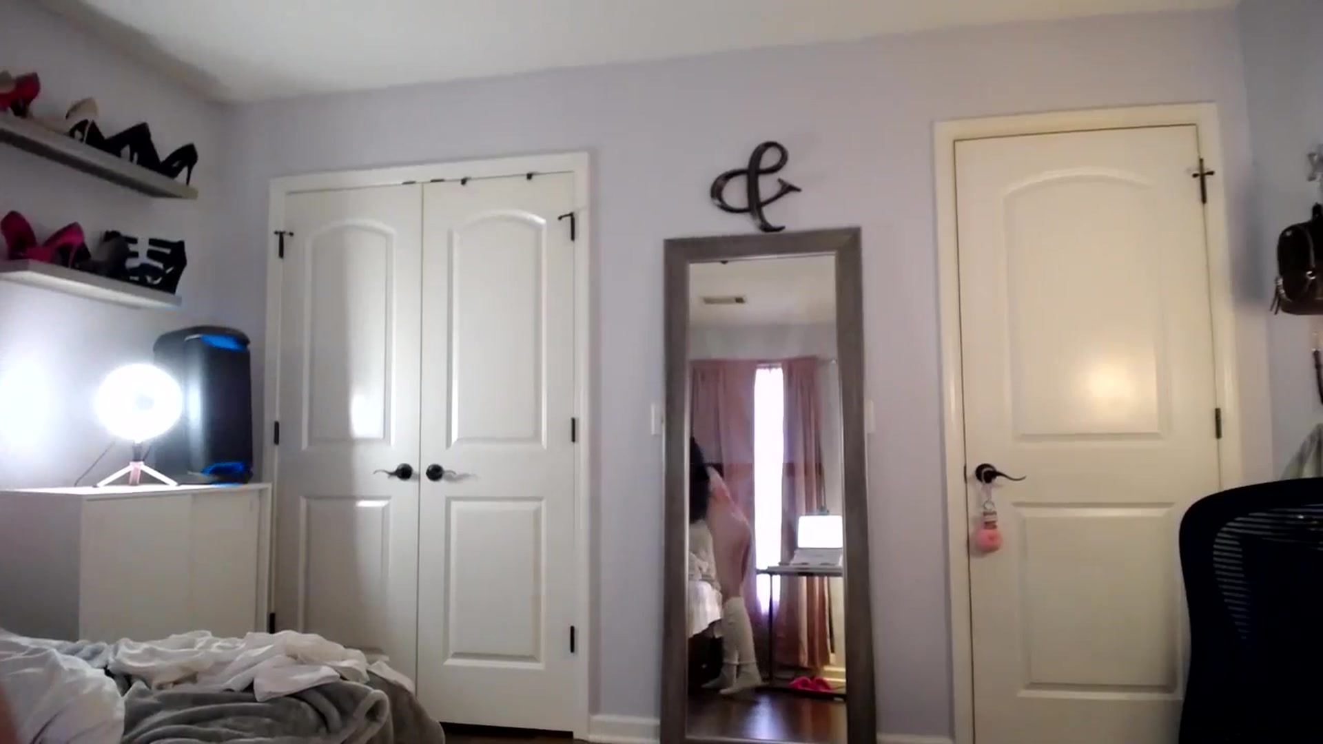 Gallery image thumbnail from AsianLuv_4U's myfreecams stream on, 01/22/2026, 17:45 image 13 of 20