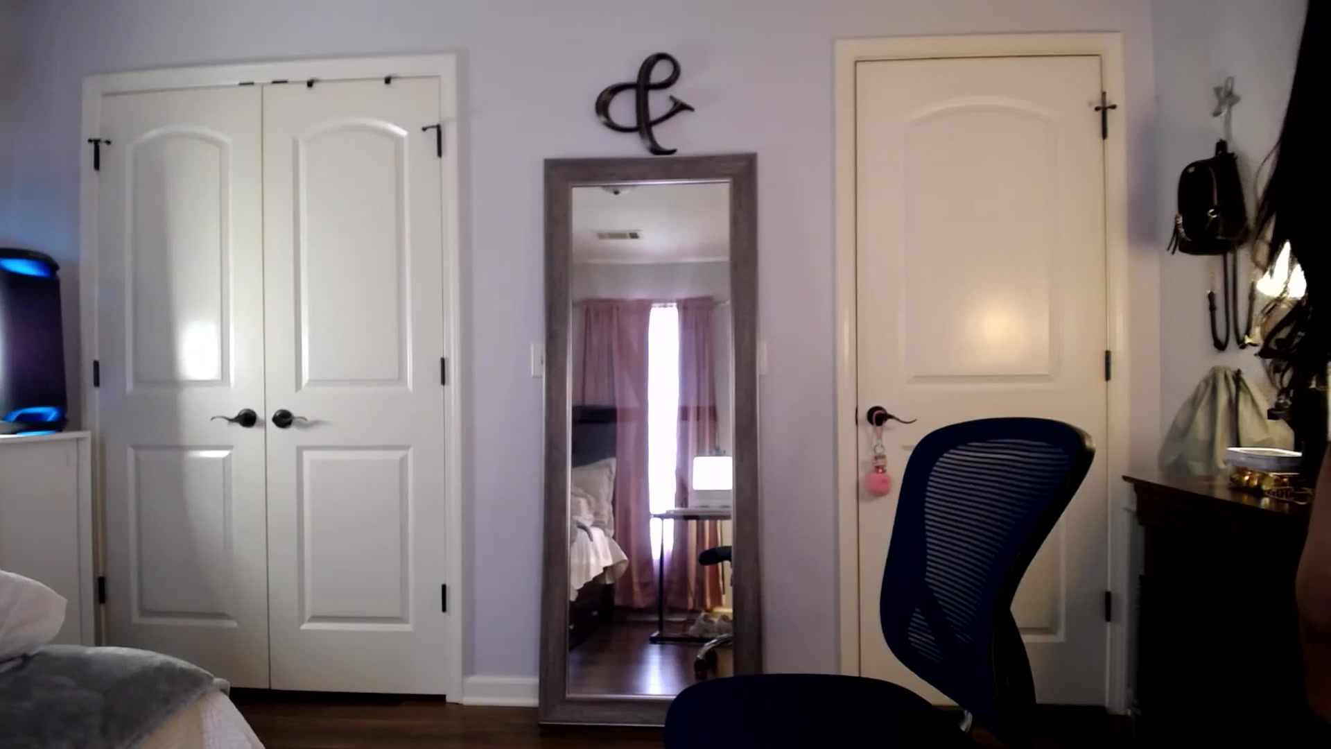Gallery image thumbnail from AsianLuv_4U's myfreecams stream on, 01/27/2026, 19:33 image 18 of 20