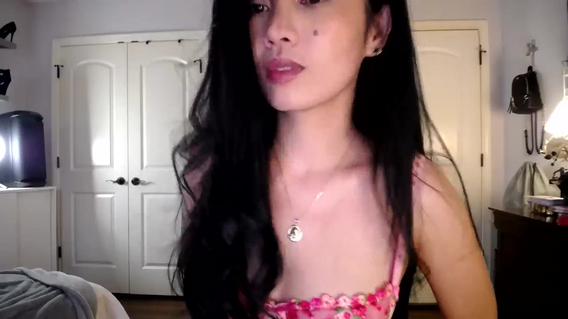 Gallery image thumbnail from AsianLuv_4U's myfreecams stream on, 02/12/2026, 20:07 image 5 of 20