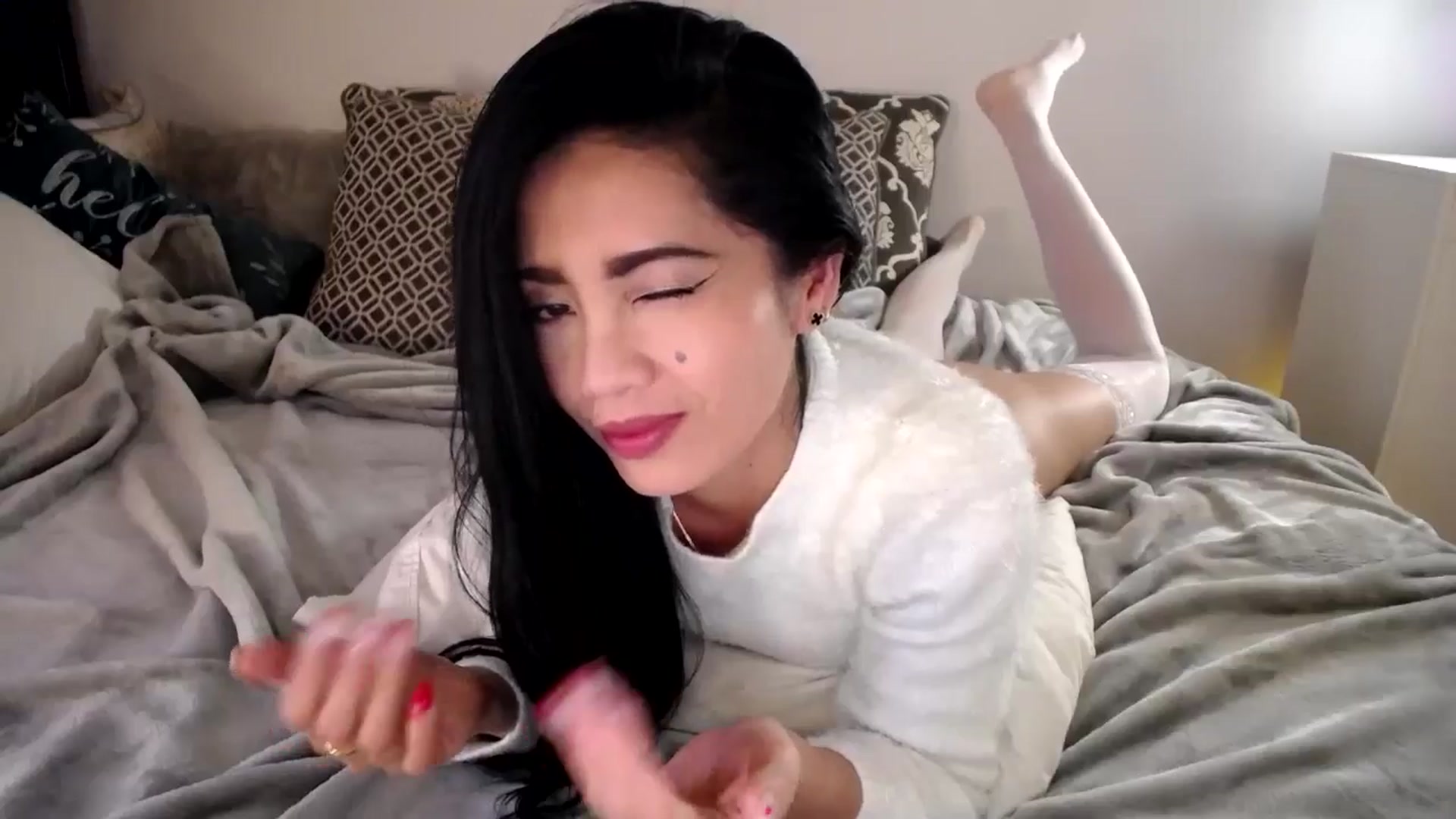 Gallery image thumbnail from AsianLuv_4U's myfreecams stream on, 02/26/2026, 18:28 image 9 of 20