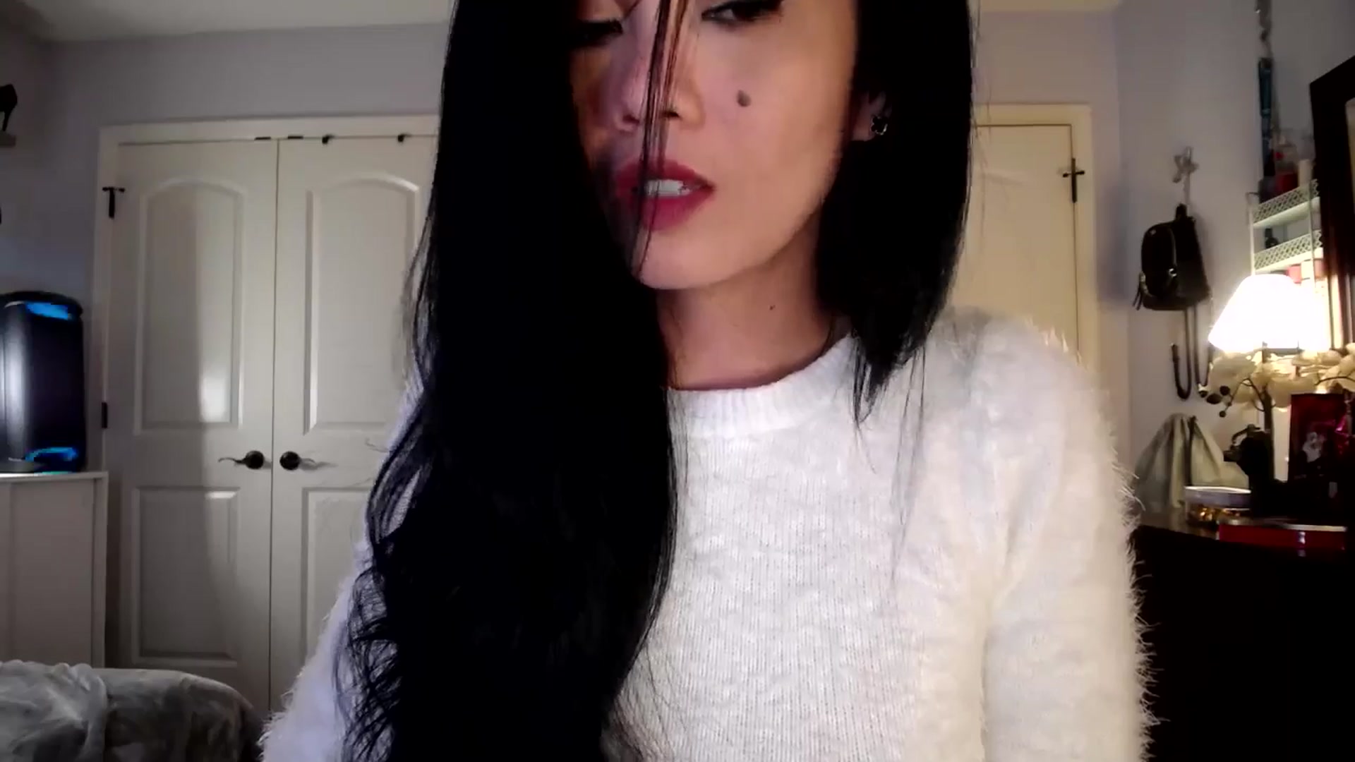 Gallery image thumbnail from AsianLuv_4U's myfreecams stream on, 02/26/2026, 20:01 image 5 of 20