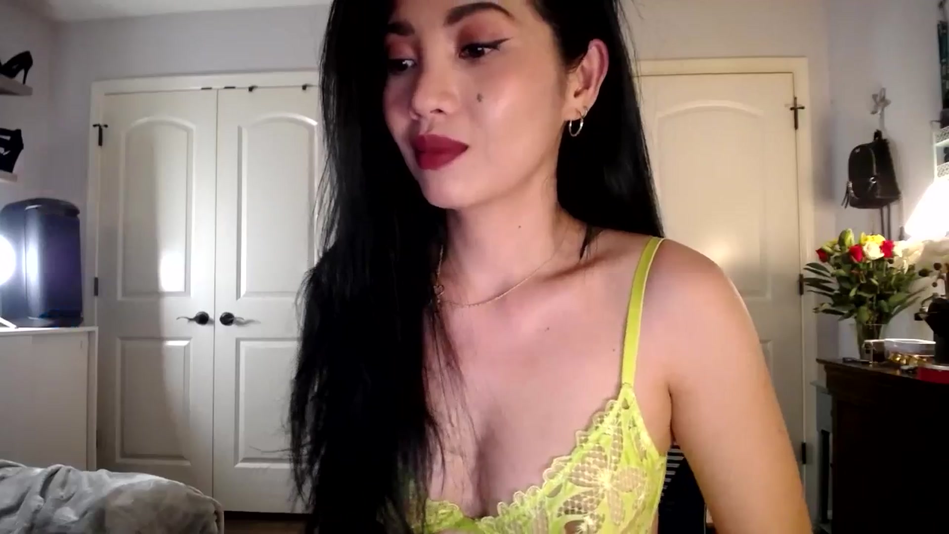 Gallery image thumbnail from AsianLuv_4U's myfreecams stream on, 03/05/2026, 18:48 image 18 of 20
