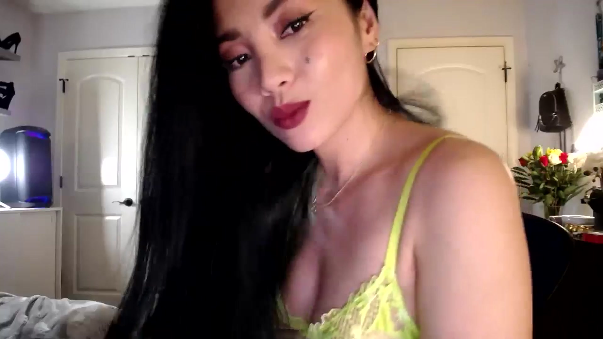 Gallery image thumbnail from AsianLuv_4U's myfreecams stream on, 03/05/2026, 18:48 image 20 of 20