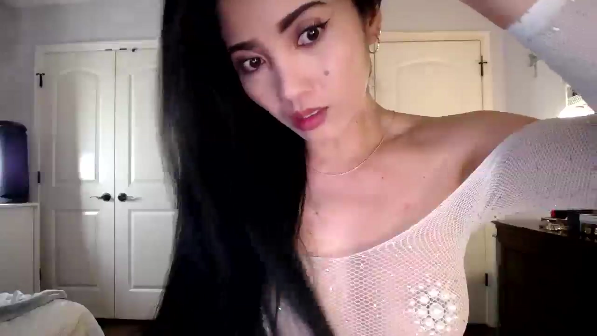 Gallery image thumbnail from AsianLuv_4U's myfreecams stream on, 03/30/2026, 15:08 image 10 of 20