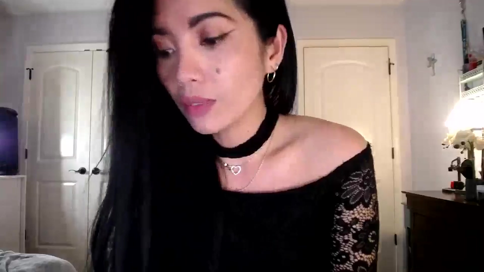 Gallery image thumbnail from AsianLuv_4U's myfreecams stream on, 04/13/2026, 19:21 image 9 of 20