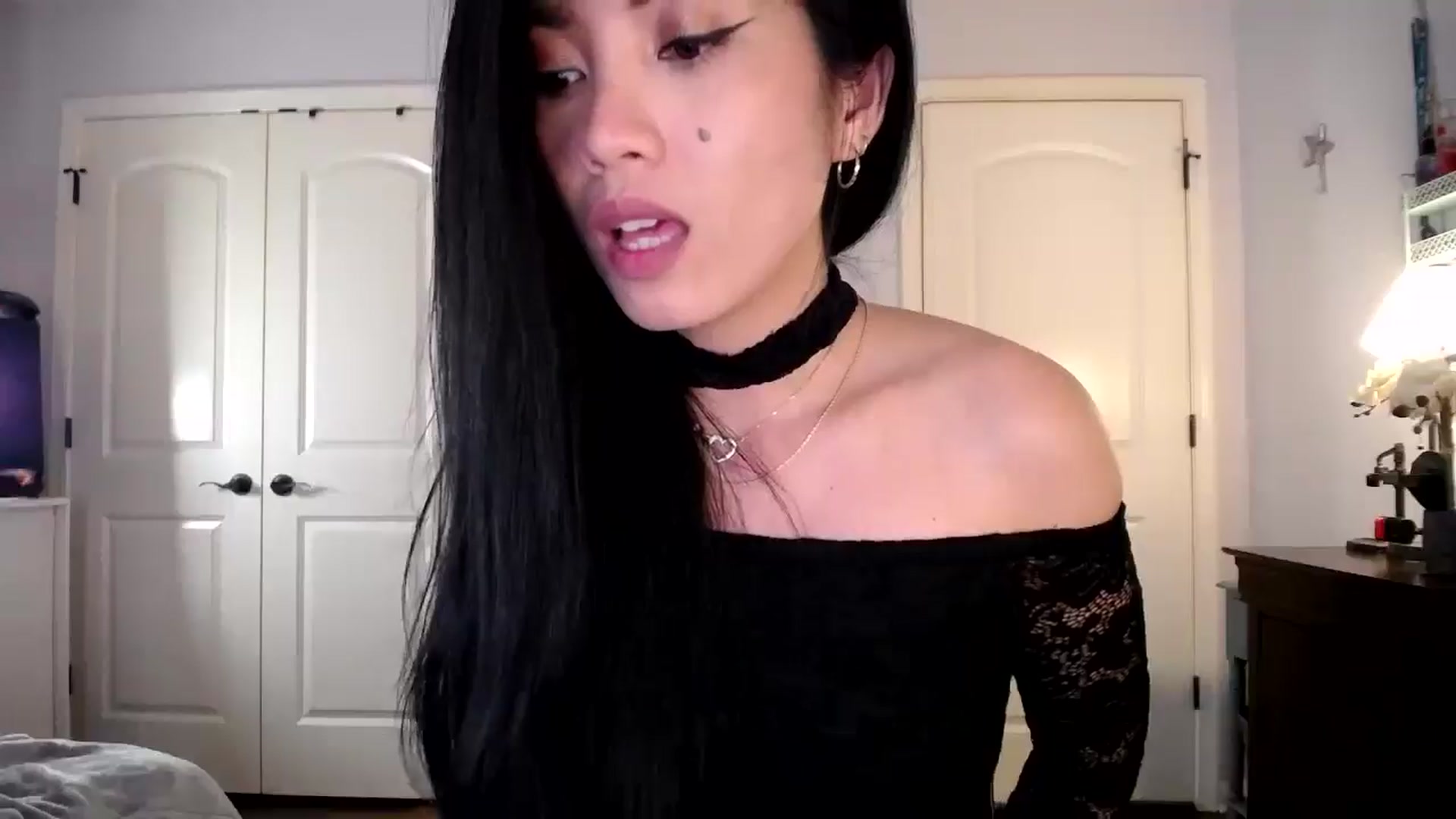 Gallery image thumbnail from AsianLuv_4U's myfreecams stream on, 04/13/2026, 19:21 image 19 of 20