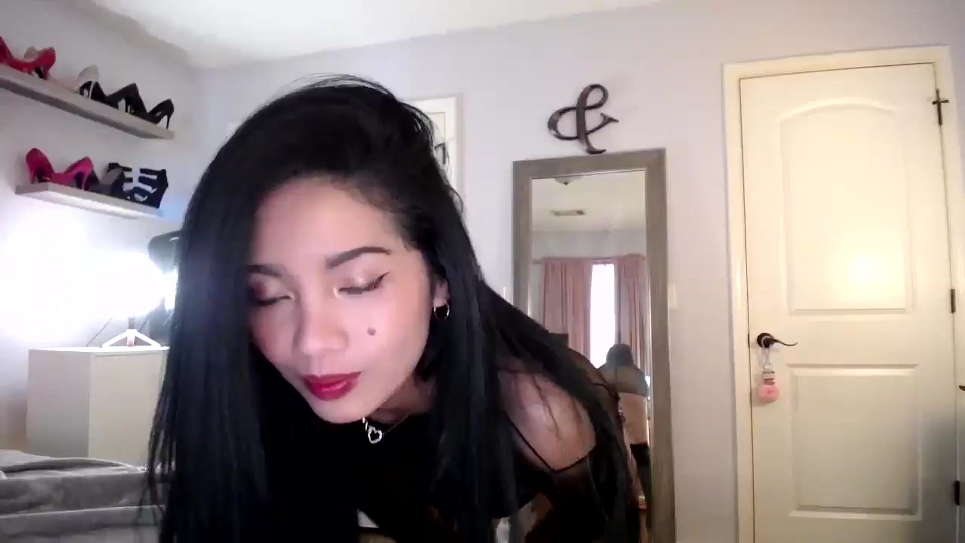 Gallery image thumbnail from AsianLuv_4U's myfreecams stream on, 05/04/2026, 14:39 image 17 of 20