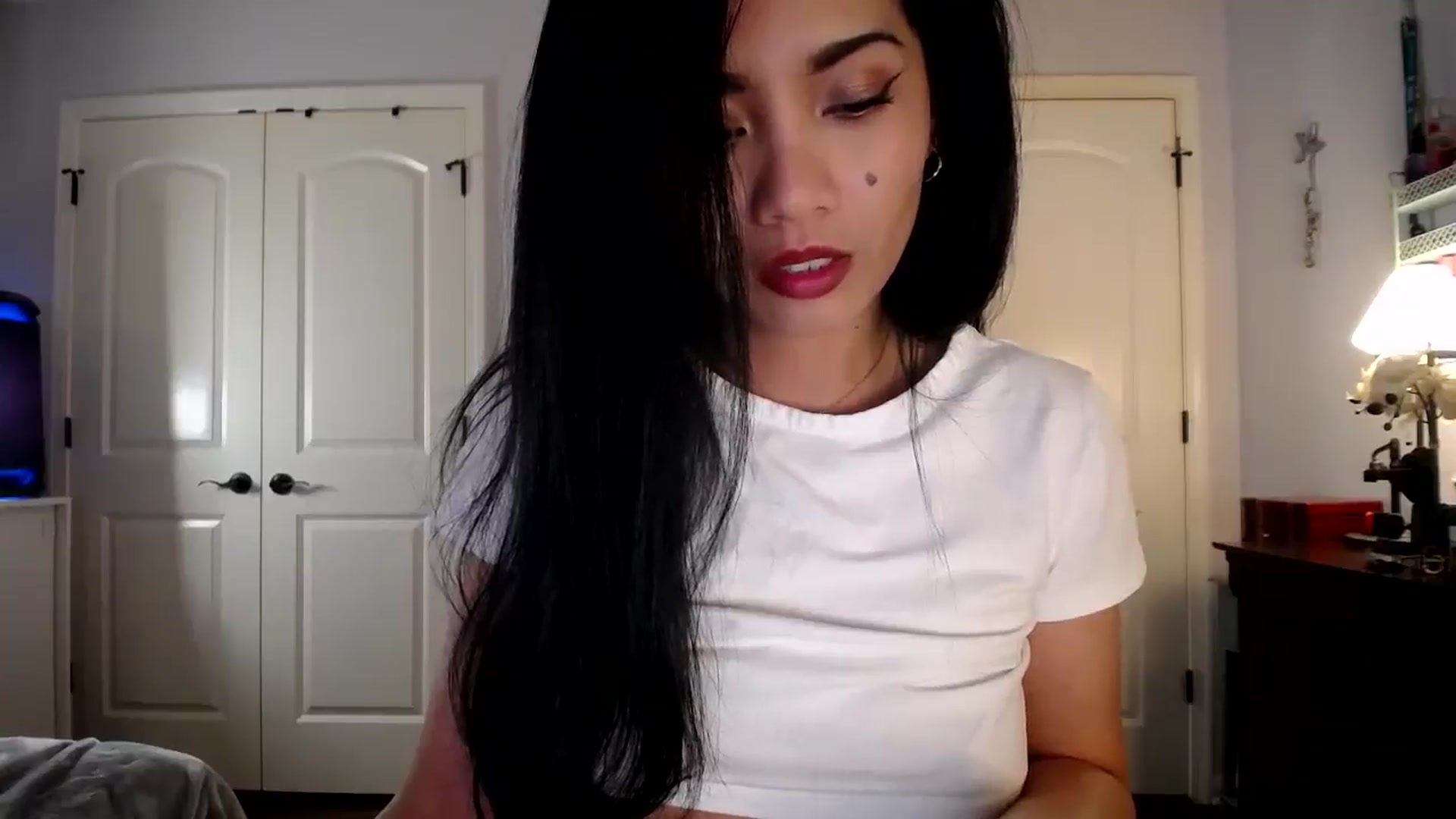 Gallery image thumbnail from AsianLuv_4U's myfreecams stream on, 05/07/2026, 19:03 image 4 of 20