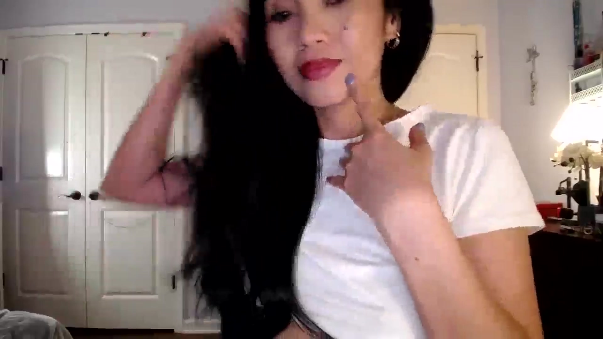 Gallery image thumbnail from AsianLuv_4U's myfreecams stream on, 05/07/2026, 19:03 image 3 of 20
