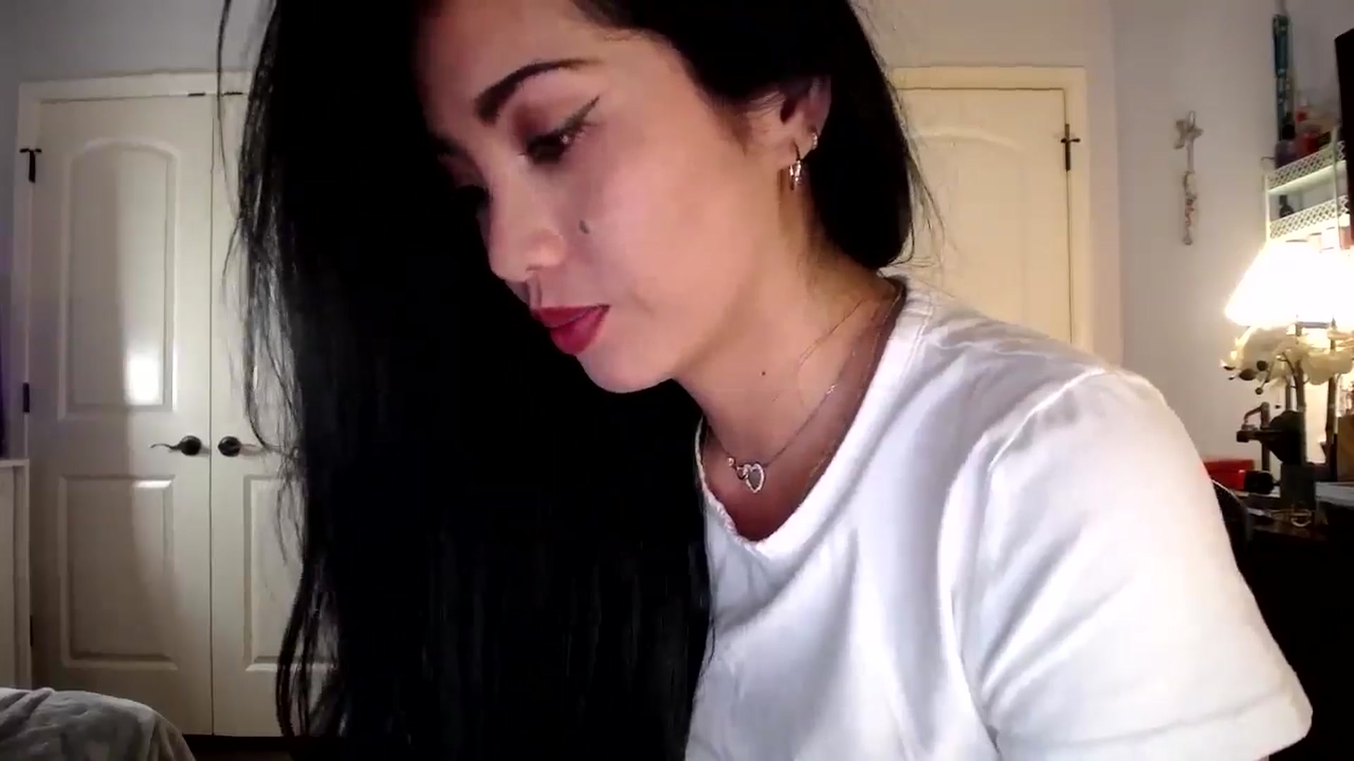 Gallery image thumbnail from AsianLuv_4U's myfreecams stream on, 05/07/2026, 19:03 image 7 of 20